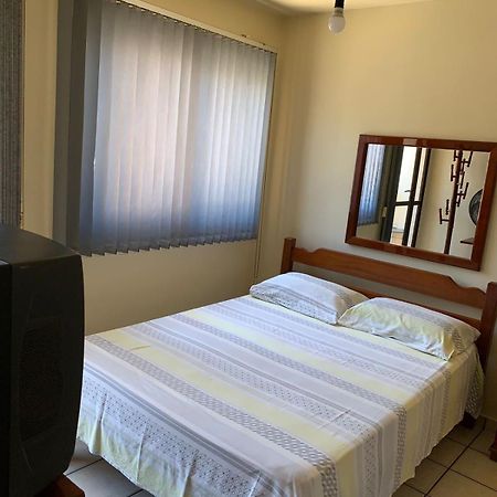 Apartamento Praia Do Morro Ha 150 Metros Da Praia, Garagem, Wi-Fi, 1 Andar Guarapari Exterior foto